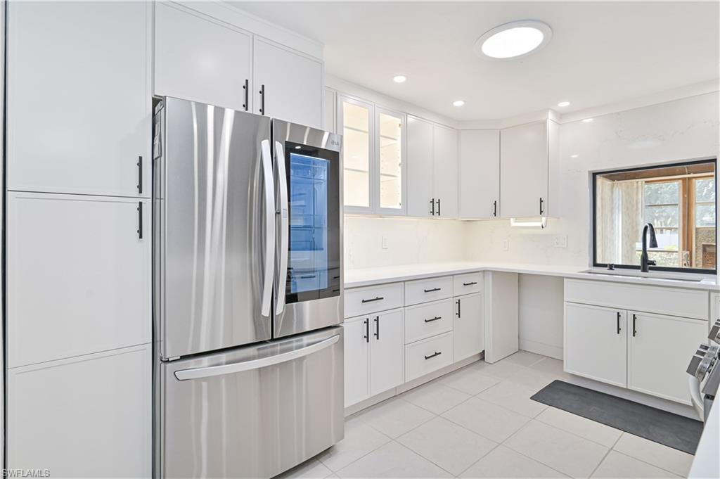 SAN CARLOS PARK - Residential