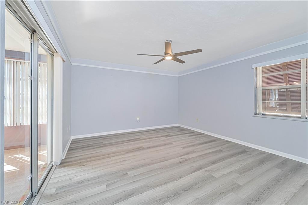 SAN CARLOS PARK - Residential