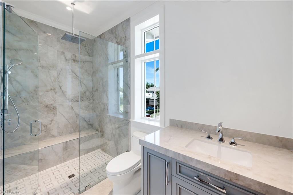 OYSTER BAY - Residential