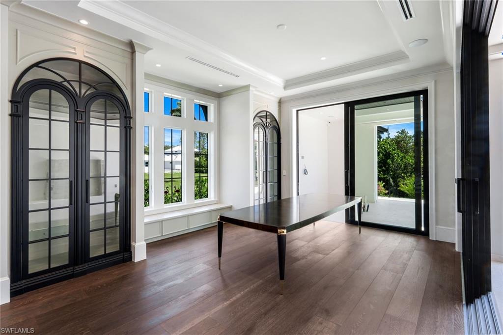 OYSTER BAY - Residential