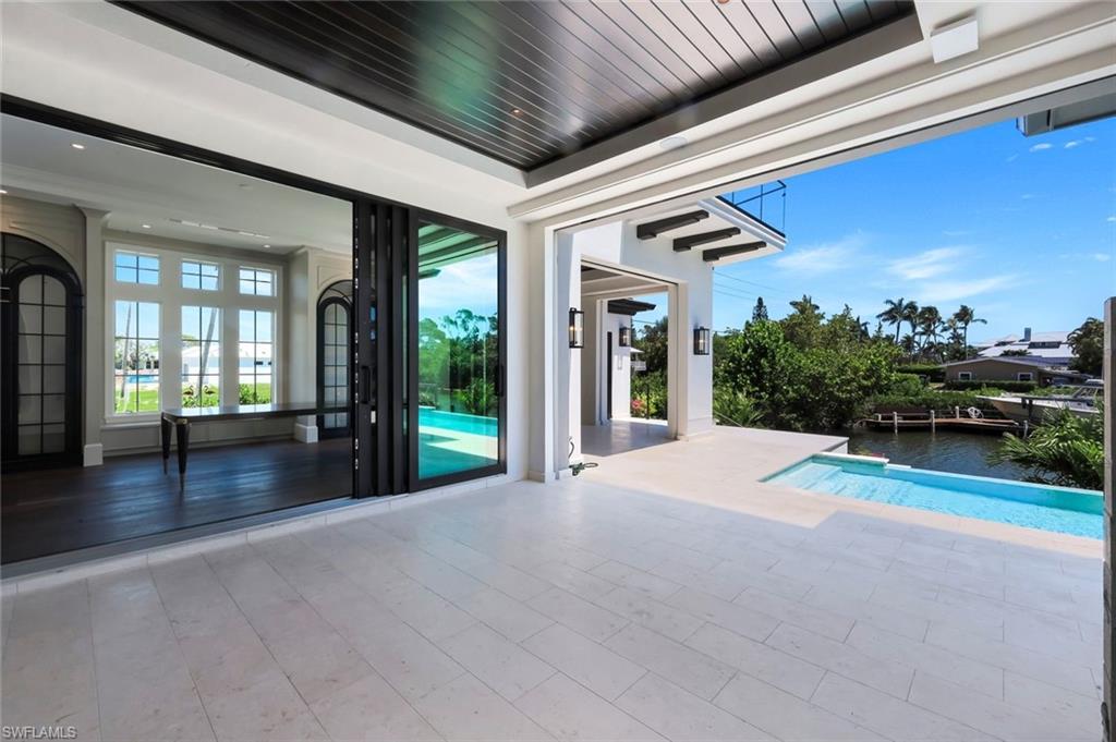 OYSTER BAY - Residential