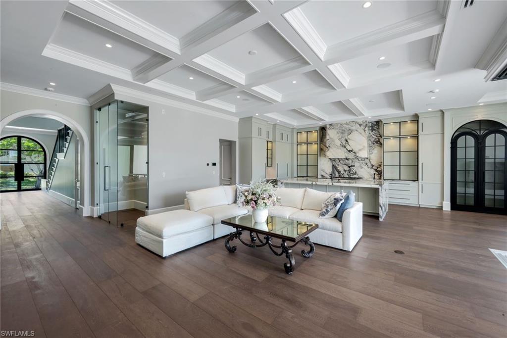 OYSTER BAY - Residential