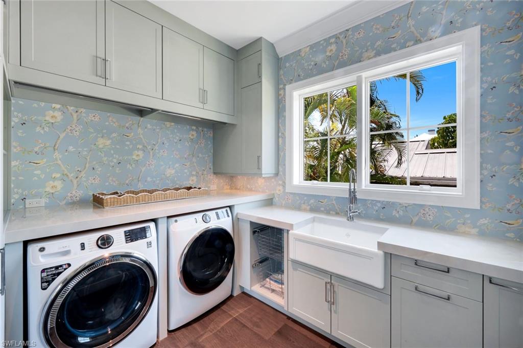 OYSTER BAY - Residential