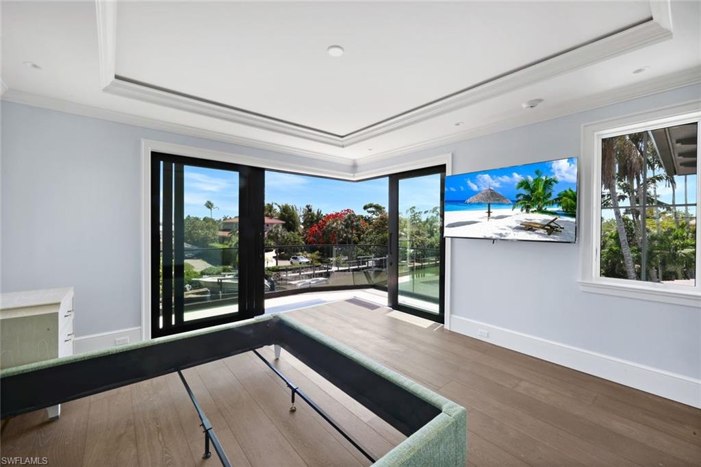 OYSTER BAY - Residential