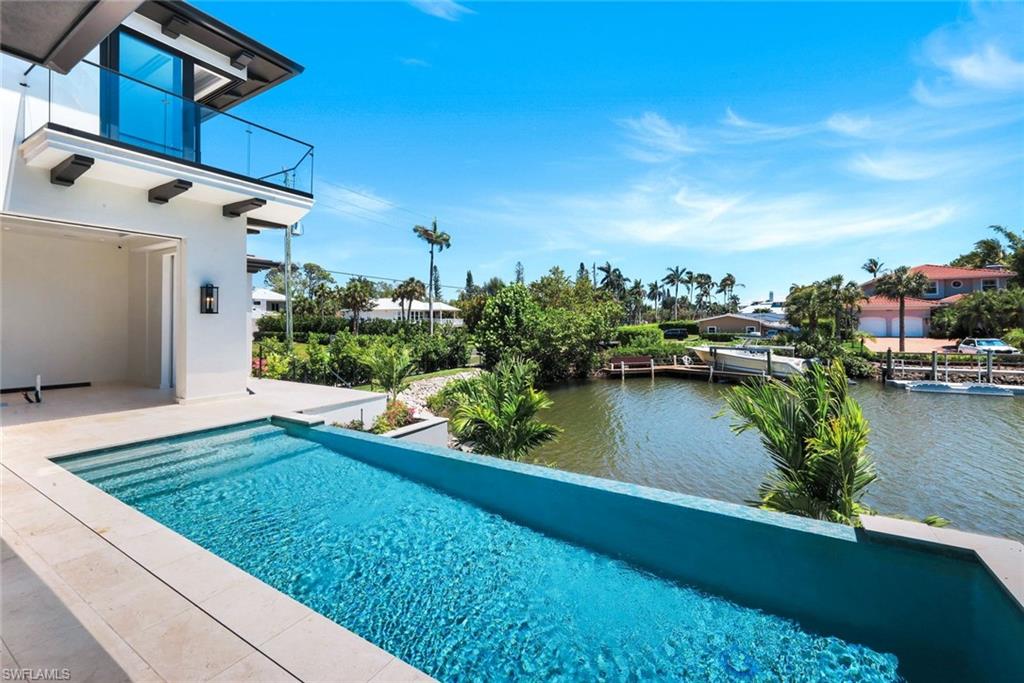 OYSTER BAY - Residential
