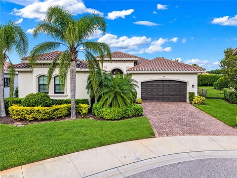 Photo of 3927 Torrens CT, NAPLES, FL 34119 (MLS # 226037040)