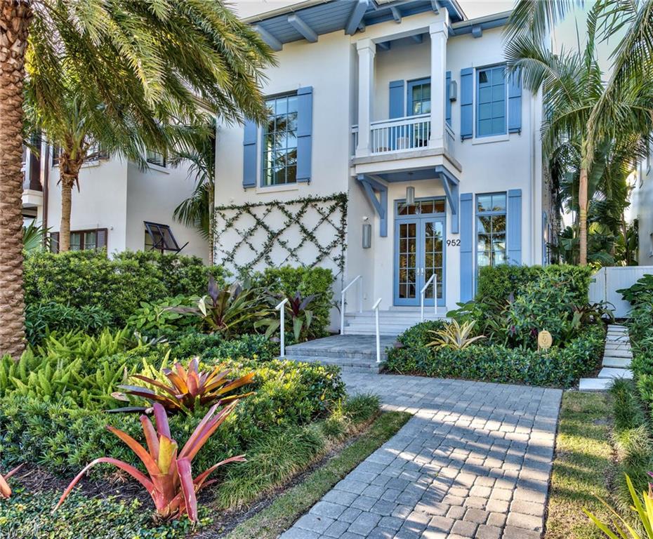 OLDE NAPLES - Residential