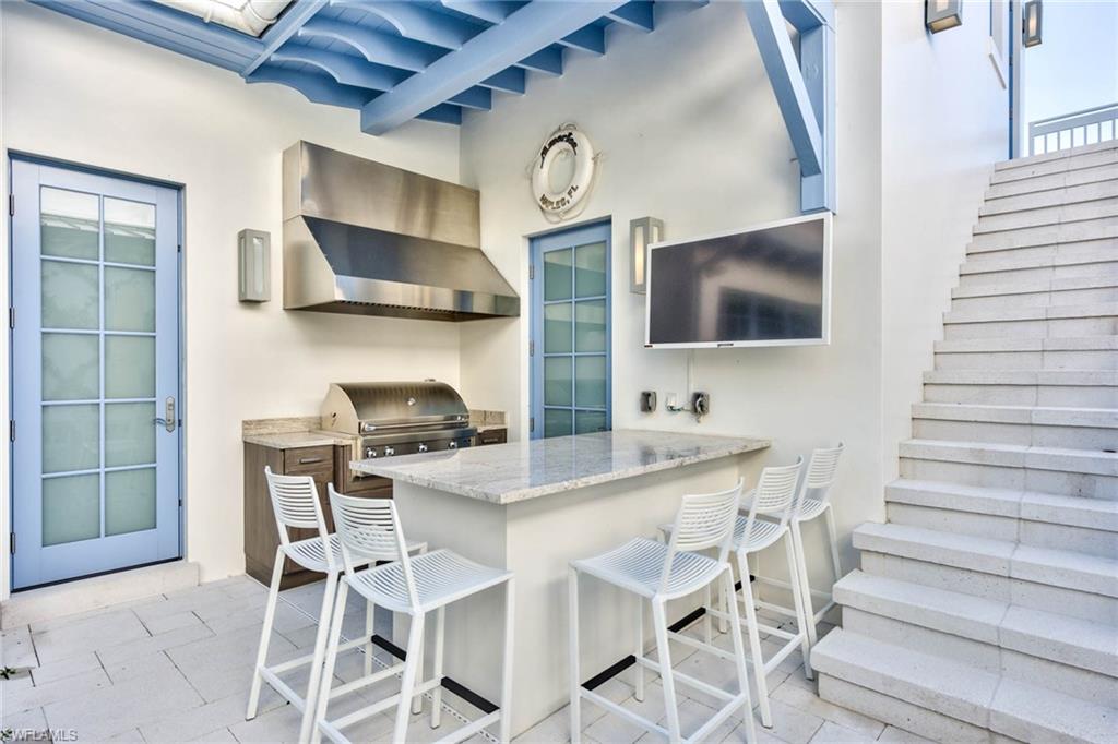 OLDE NAPLES - Residential