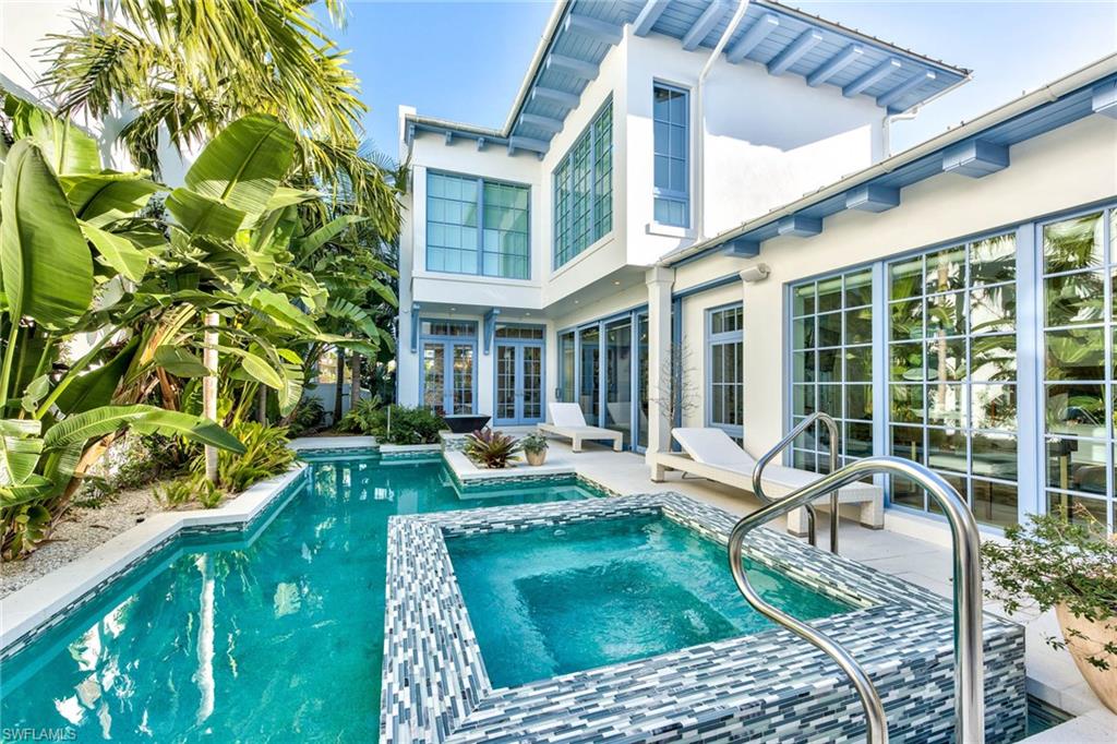 OLDE NAPLES - Residential