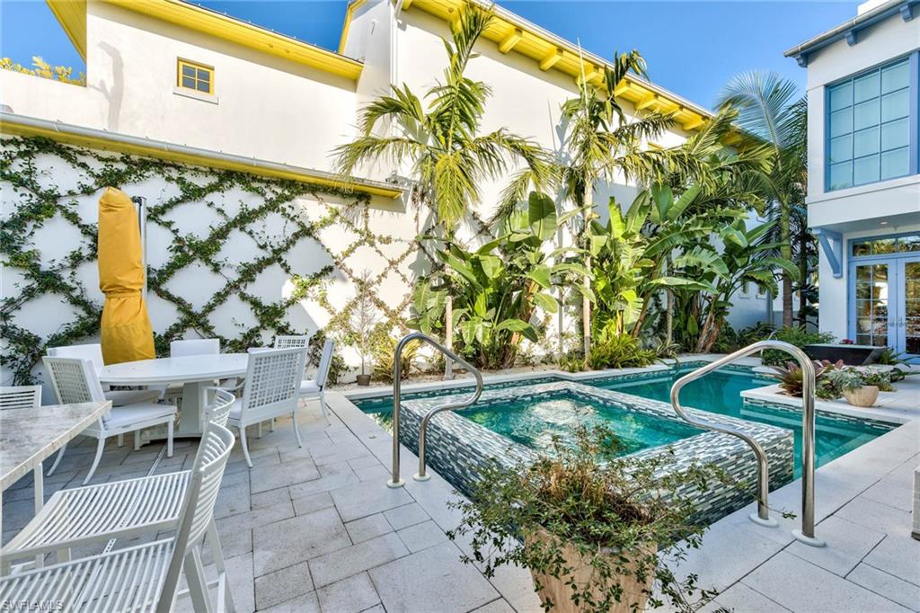 OLDE NAPLES - Residential