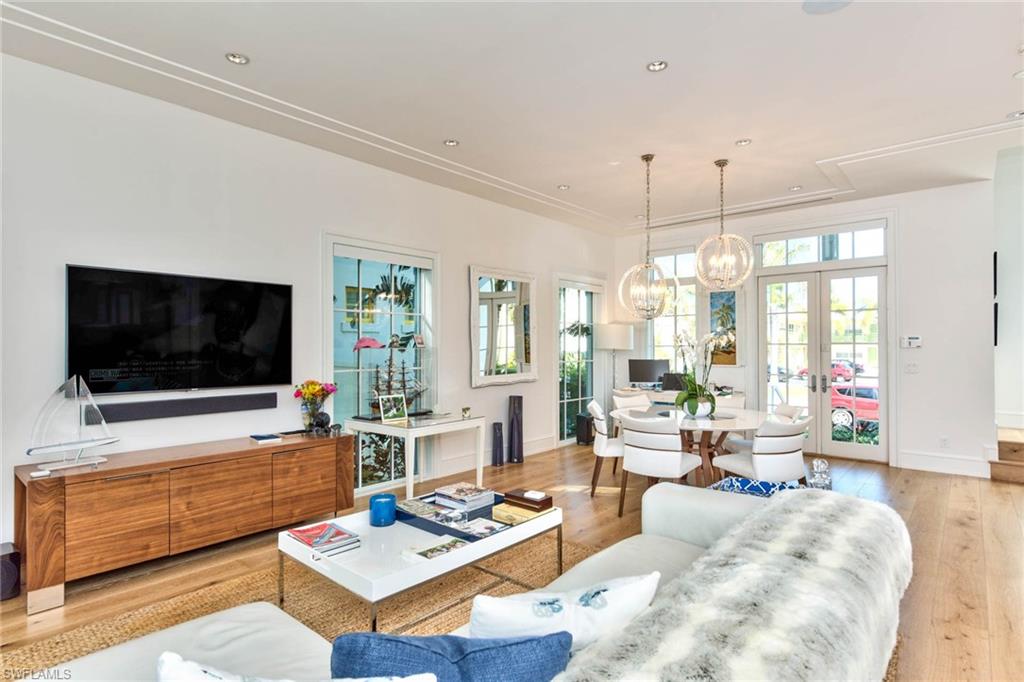 OLDE NAPLES - Residential