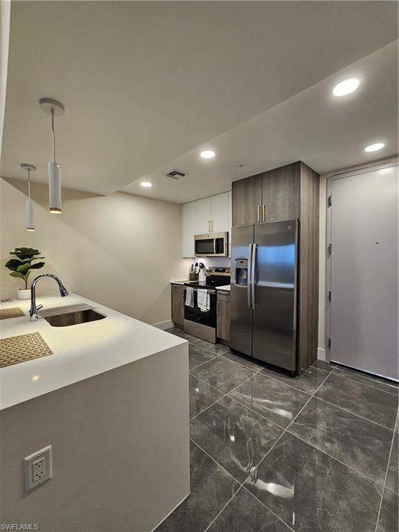 BOTANIKA - Residential Lease