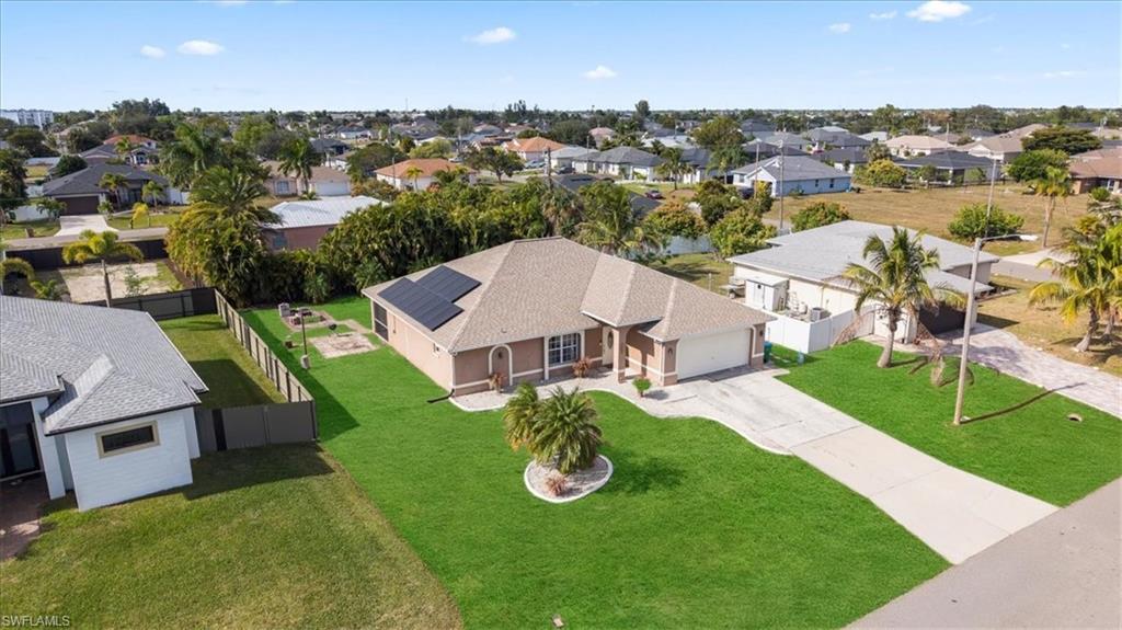 CAPE CORAL - Residential