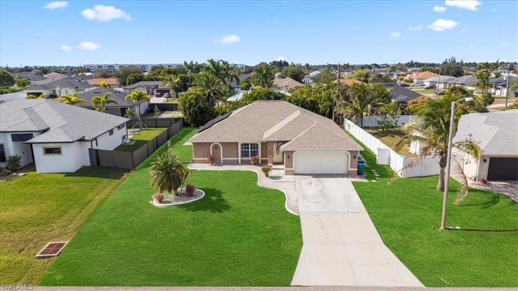 CAPE CORAL - Residential