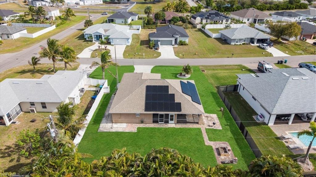 CAPE CORAL - Residential