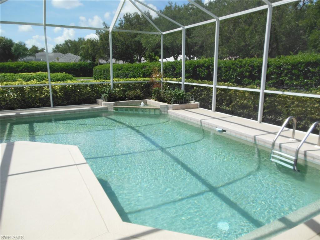 PINECREST - Residential