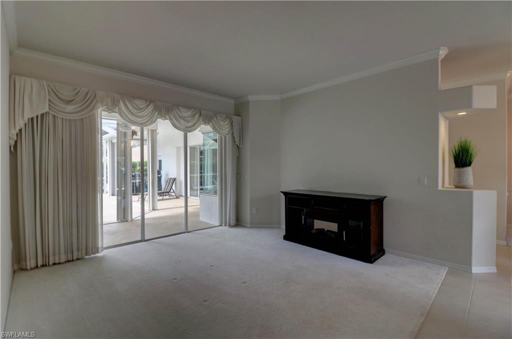 PINECREST - Residential