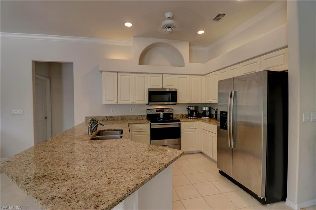 PINECREST - Residential