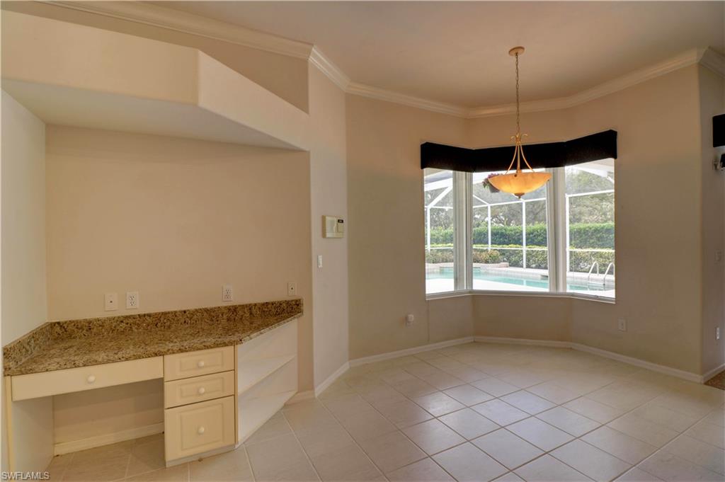 PINECREST - Residential