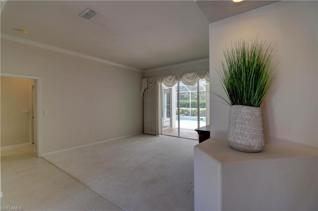 PINECREST - Residential