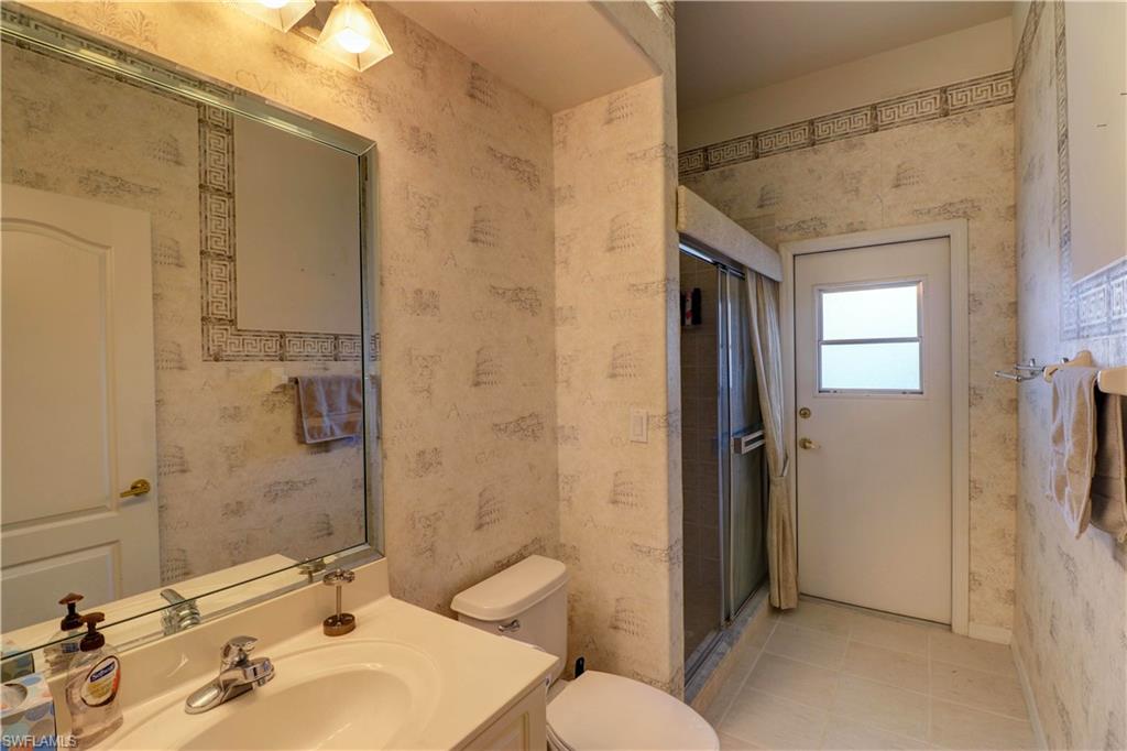 PINECREST - Residential