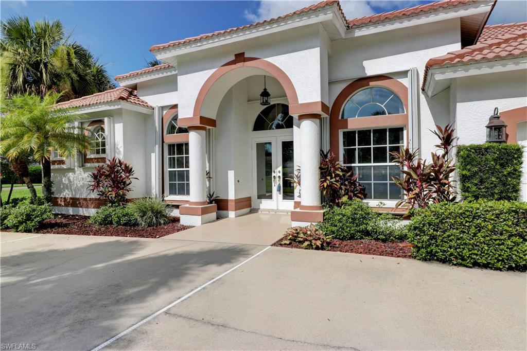 PINECREST - Residential