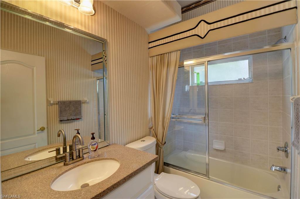 PINECREST - Residential