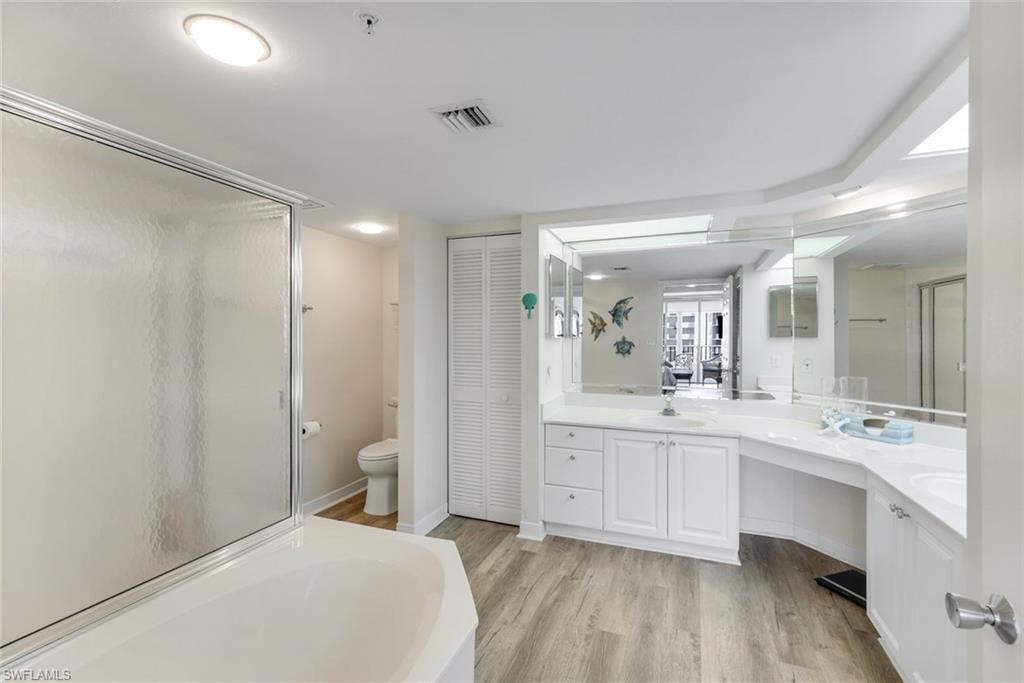 GULF BREEZE AT VANDERBILT - Residential