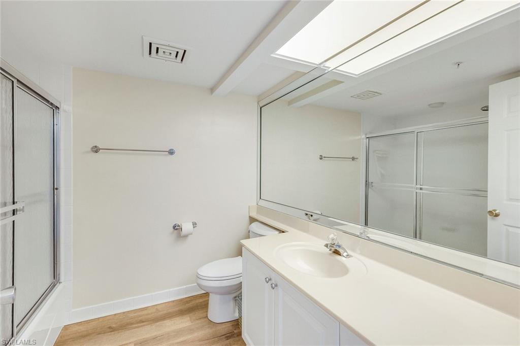 GULF BREEZE AT VANDERBILT - Residential