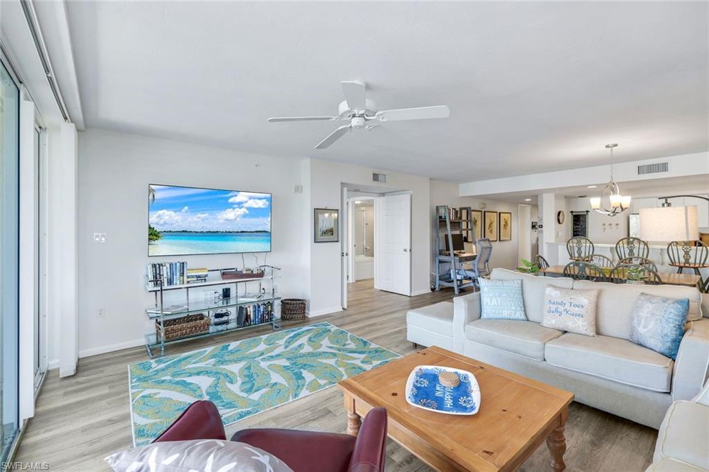 GULF BREEZE AT VANDERBILT - Residential