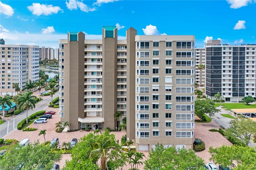 GULF BREEZE AT VANDERBILT - Residential