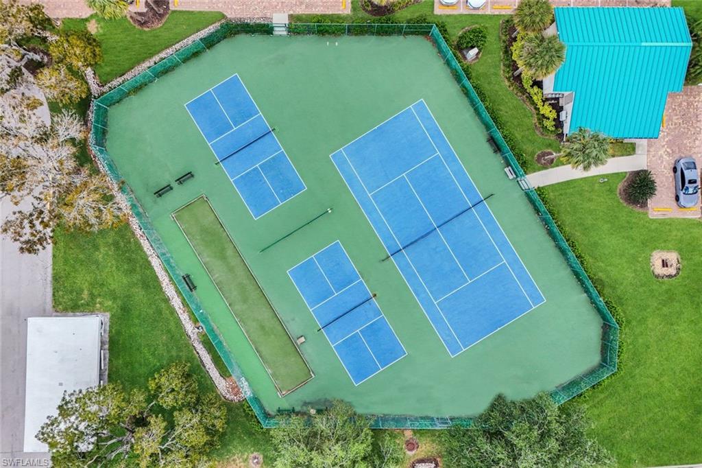 GULF BREEZE AT VANDERBILT - Residential