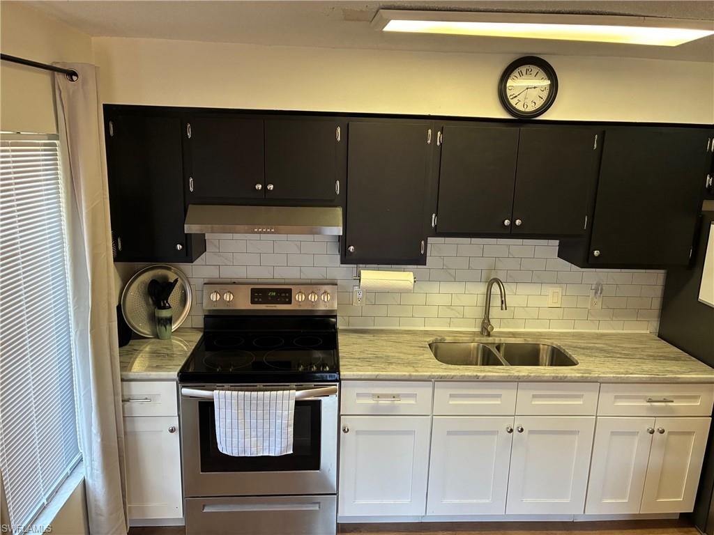 PALM FROND CONDO - Residential