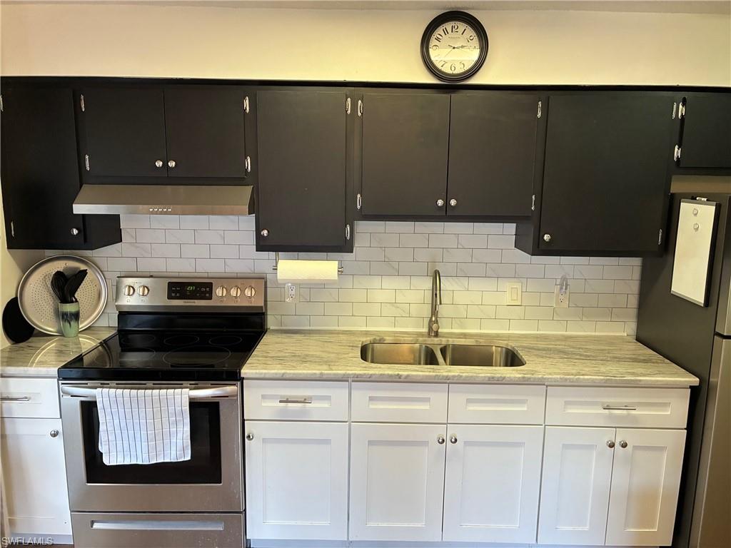 PALM FROND CONDO - Residential