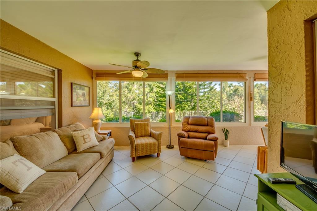 SABAL SPRINGS GOLF AND RACQUET CLUB - Residential