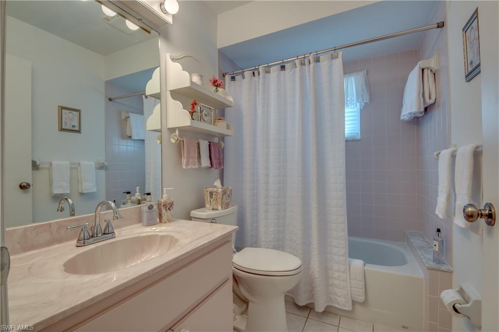 SABAL SPRINGS GOLF AND RACQUET CLUB - Residential