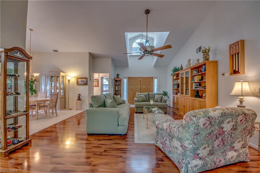 SABAL SPRINGS GOLF AND RACQUET CLUB - Residential