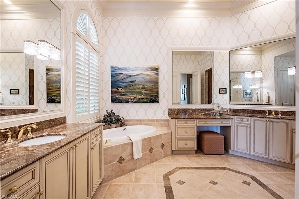 ISLA VISTA - Residential