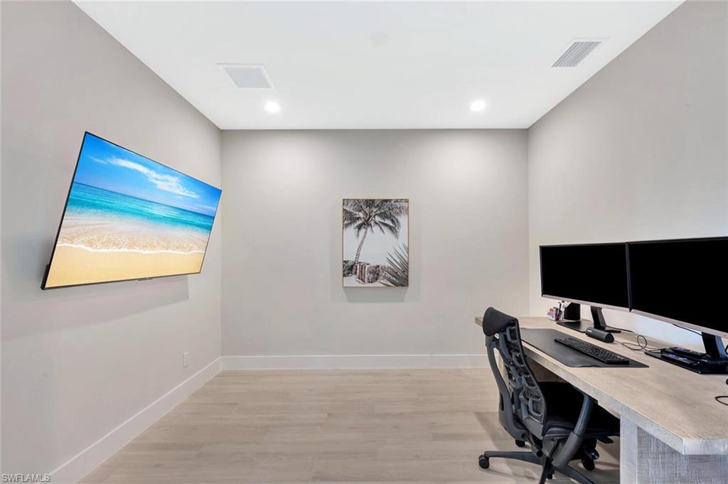 WATERVIEW LANDING - Residential