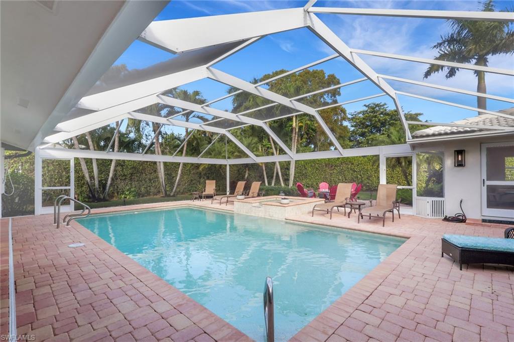 MOORINGS - Residential