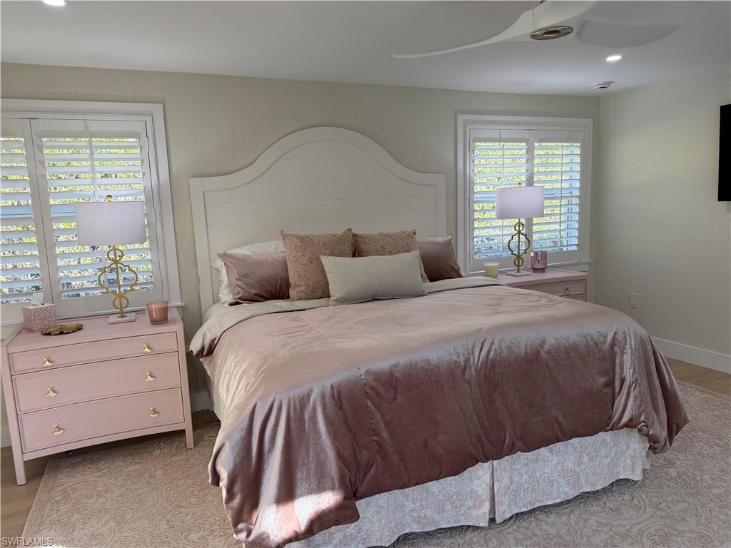 MOORINGS - Residential