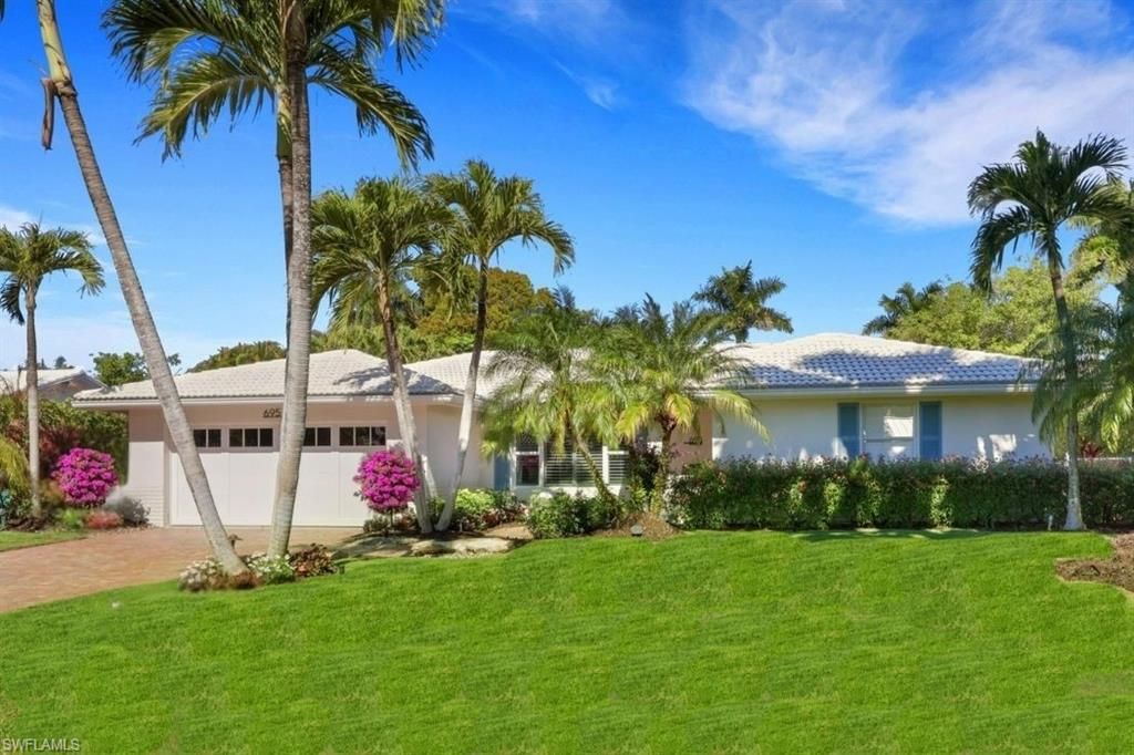 Photo of 695 Regatta RD S, NAPLES, FL 34103 (MLS # 226002834)