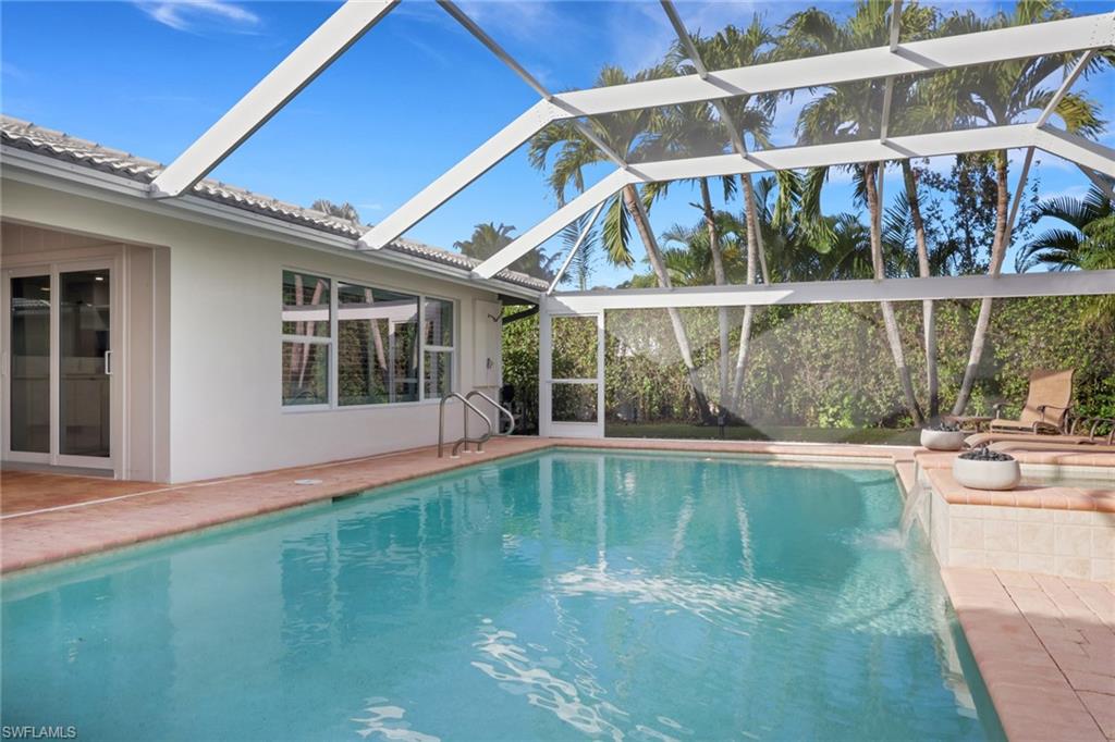 MOORINGS - Residential