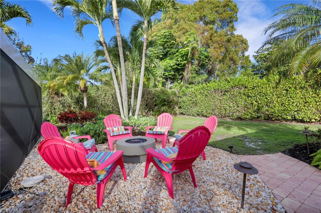 MOORINGS - Residential