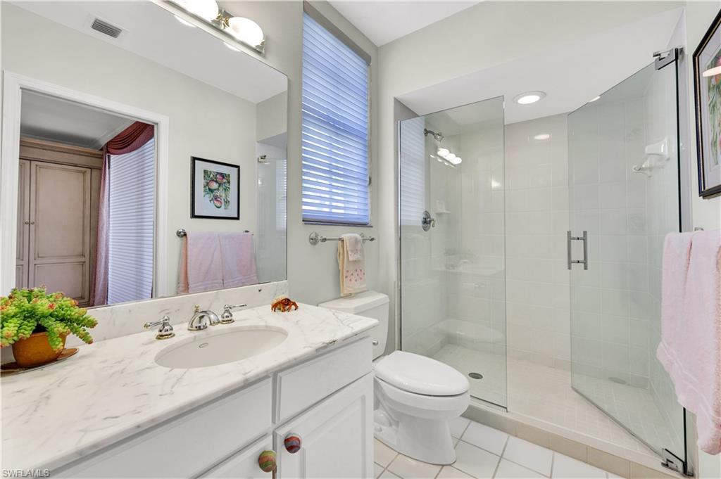 CRESCENT - Residential