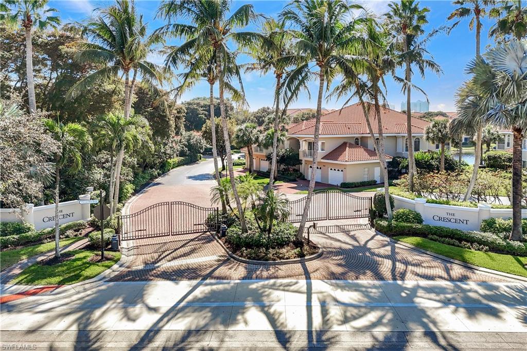 CRESCENT - Residential