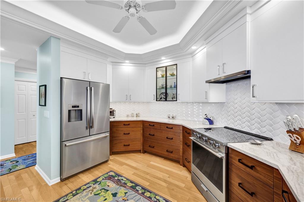 CRESCENT - Residential