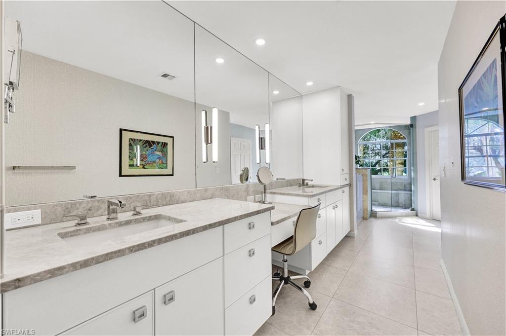 CRESCENT - Residential