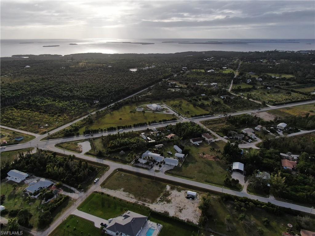 KREAMERS SUBD - Land