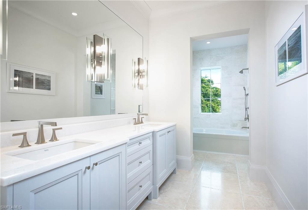 PARK SHORE - Residential